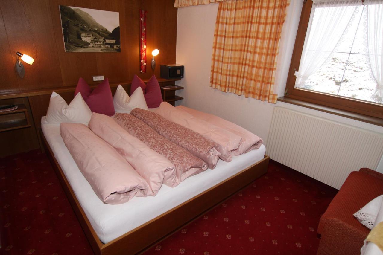 Haus Alpengluehn Otel Längenfeld Dış mekan fotoğraf