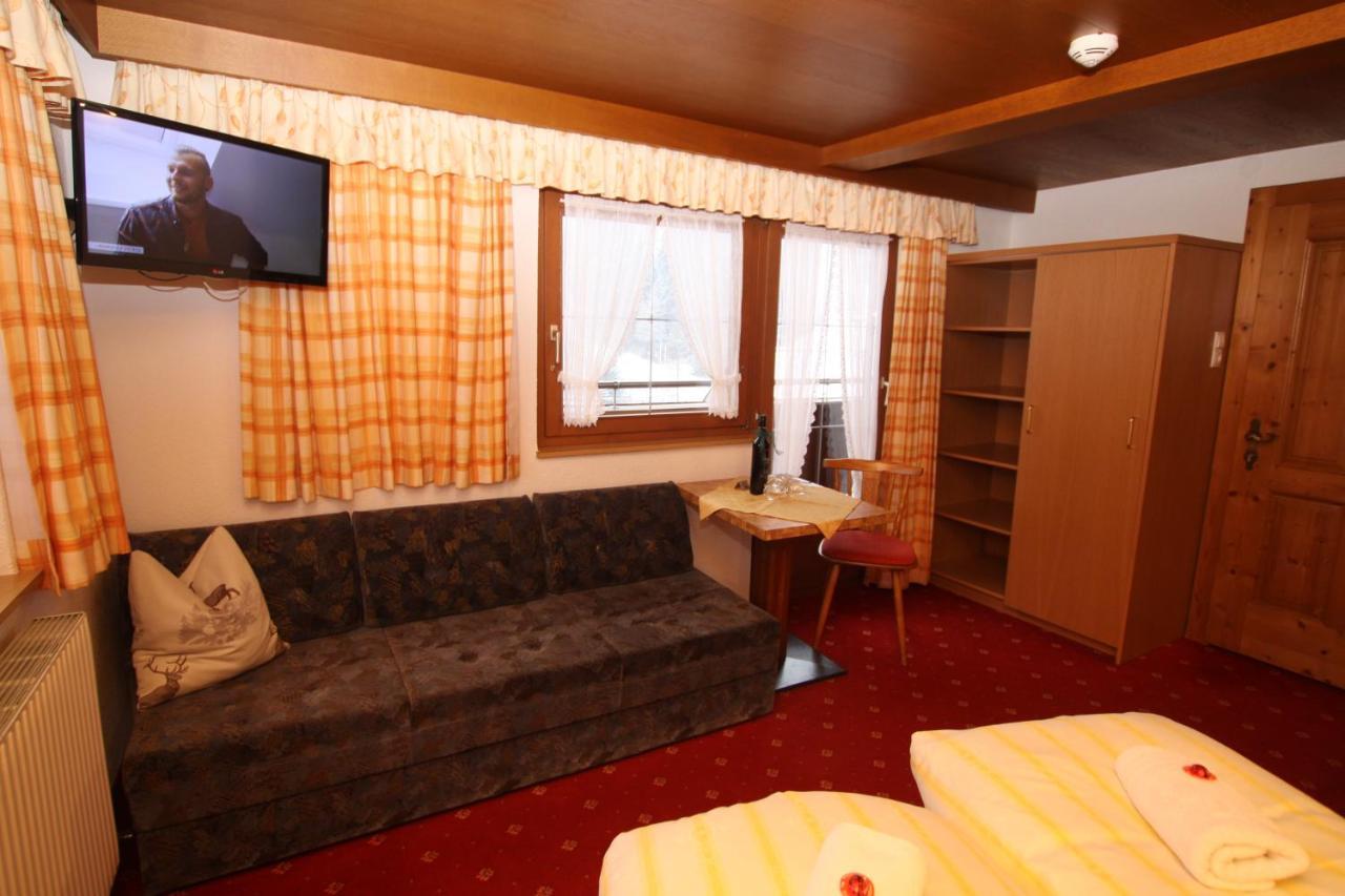 Haus Alpengluehn Otel Längenfeld Dış mekan fotoğraf
