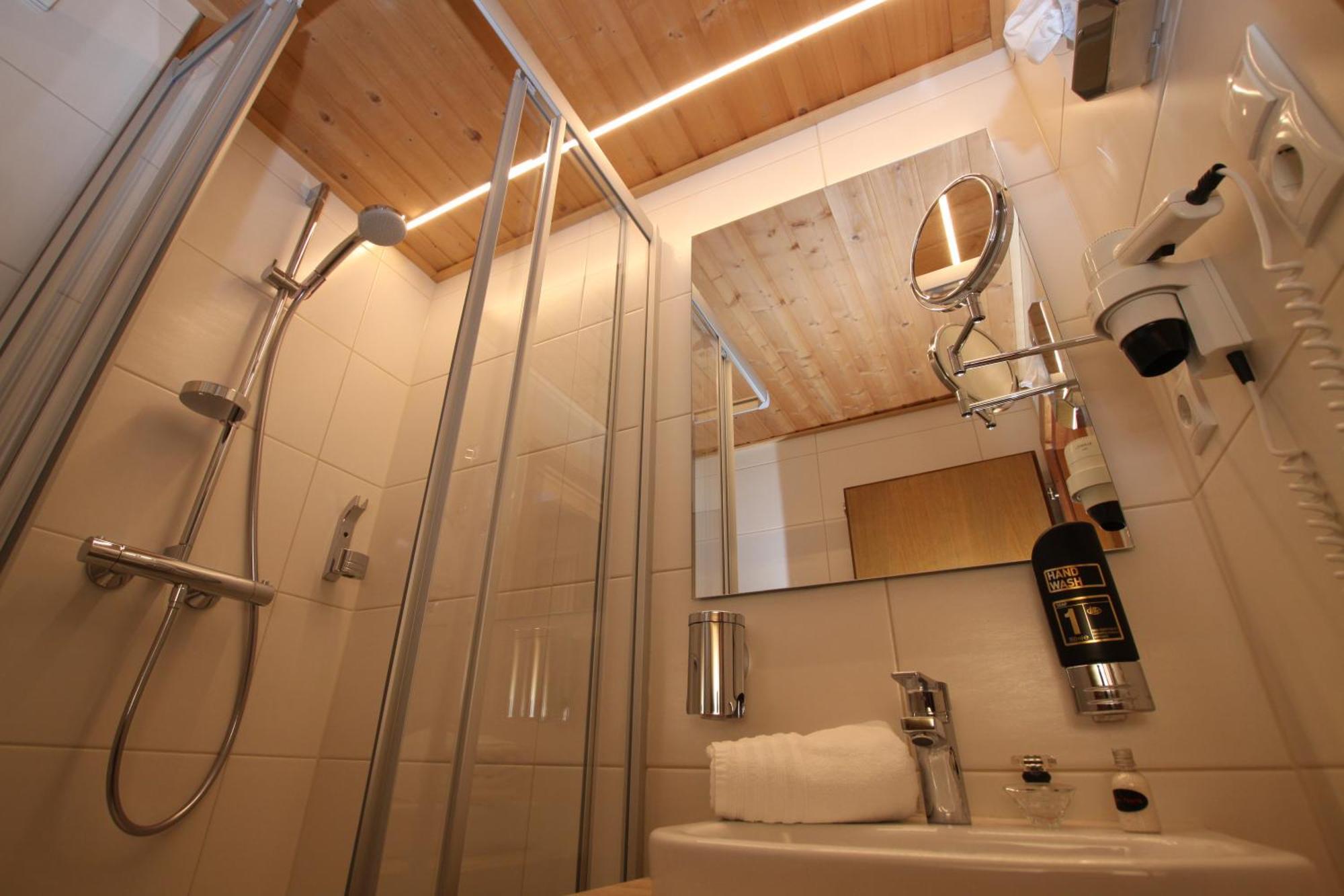 Haus Alpengluehn Otel Längenfeld Dış mekan fotoğraf